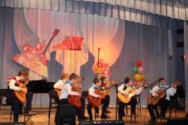 Отчетный концерт  отделения русских народных инструментов  «Музыка на всю жизнь»