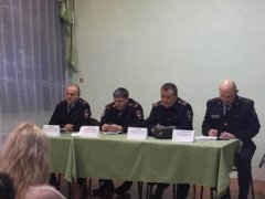 В поселке Тайжина состоялась встреча жителей с руководителями Отдела полиции и ГИБДД