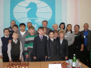 Встреча обучающихся шахматной школы «Дебют» с Чемпионом Казахстана по шахматам Ринатом Джумабаевым