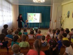 12 апреля 2017 года сотрудники Госавтоинспекции г. Осинники провели профилактическую беседу в детском саду № 5.