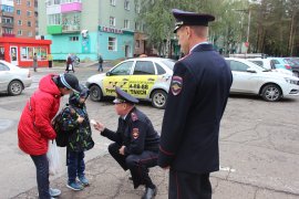 Сотрудники Госавтоинспекции г. Осинники провели рейд "Внимание пешеход!"