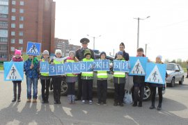 В рамках Глобальной Недели безопасности сотрудники Госавтоинспекции г. Осинники провели профилактическую акцию «Детям Кузбасса – дороги без опасности!