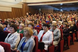 В канун Международного женского дня в Осинниках прошло городское торжественное собрание