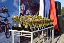 В рамках «Арт – фестиваля» прошел 4 этап Чемпионата и Первенства Кемеровской области по мотоциклетному кроссу (мотокросс)