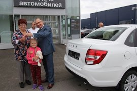 13 кузбассовцев, пострадавших на производстве получили автомобили