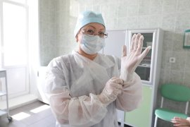 ЕВРАЗ ПО ИТОГАМ БЛАГОТВОРИТЕЛЬНОГО ПРОЕКТА ПЕРЕДАЛ СРЕДСТВА ЗАЩИТЫ В БОЛЬНИЦЫ КУЗБАССА 