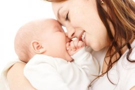 Выплаты ежемесячного пособия по уходу за ребенком Выплаты ежемесячного пособия по уходу за ребенком