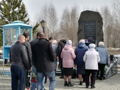 8 апреля состоялось возложение цветов в память о погибших шахтерах