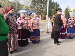 Праздник продолжается